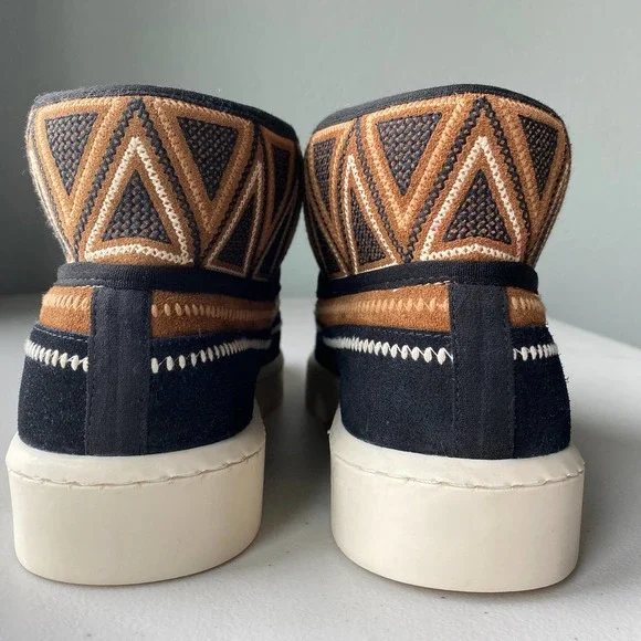 NEW Bernardo Drea Embroidered Bootie Black Brown Tobacco Suede Women's Size 7.5 - Picture 7 of 13